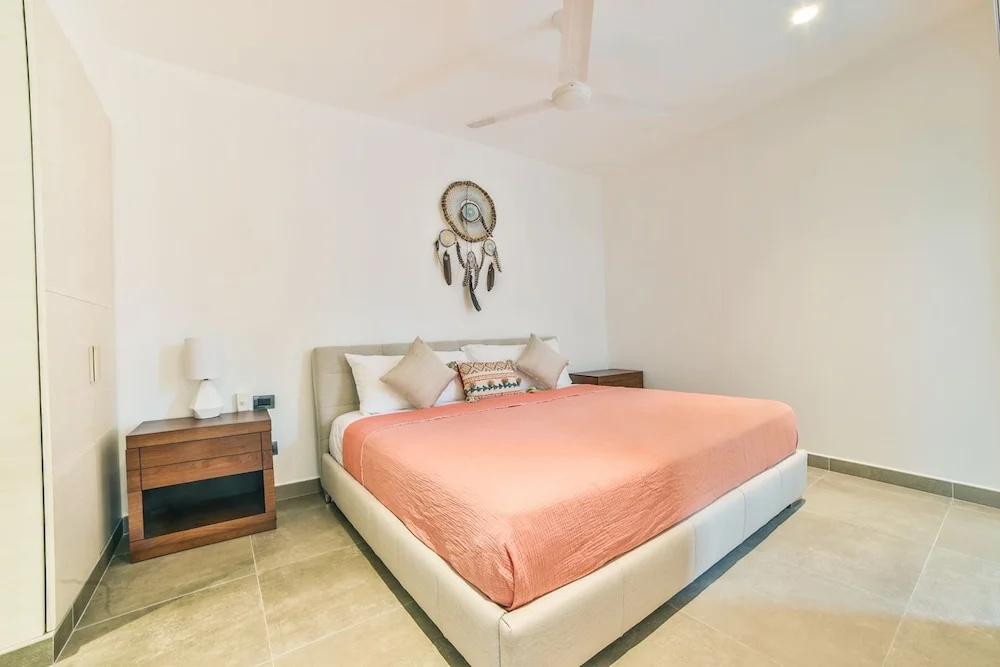 2 Bedrooms Apartment with balcony