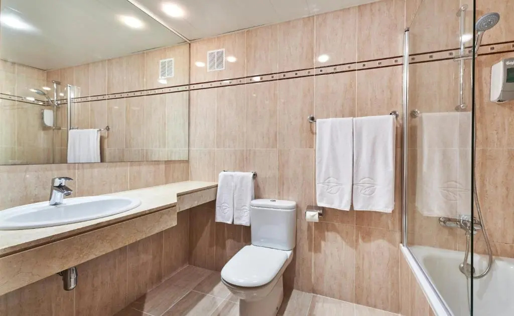 Globales Cala'n Bosch - Chambres