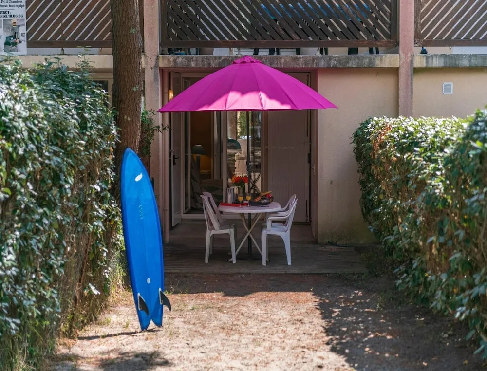 Afficher la photo 8 — 3 BED Apartment With Garden