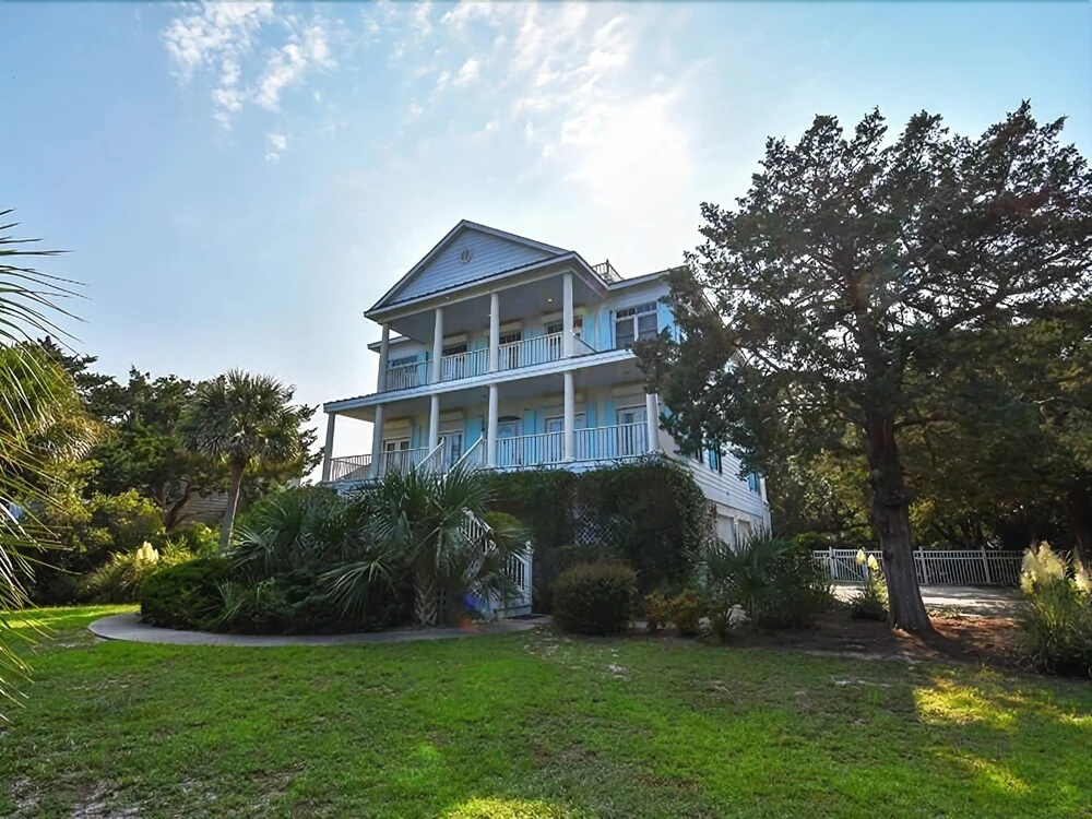 192 Sand and Sea 5 Br Home by RedAwning