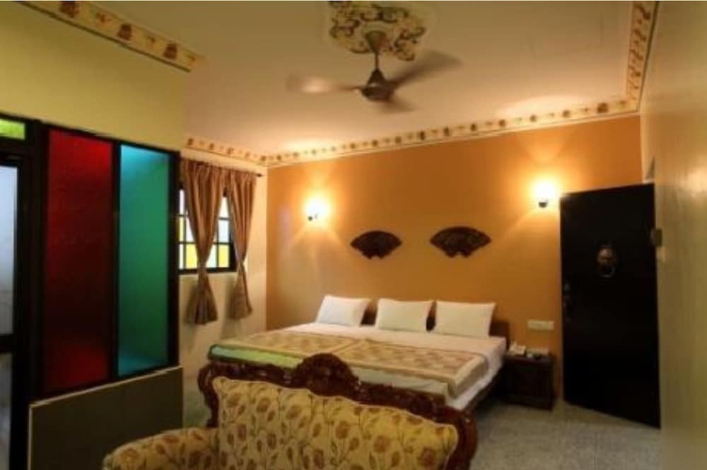 Banana Boutique Hotel