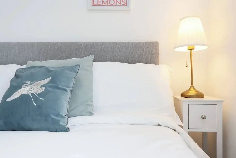 Luxury Living, Central Spot