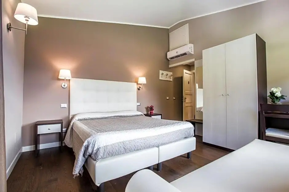 Hotel photo 16
