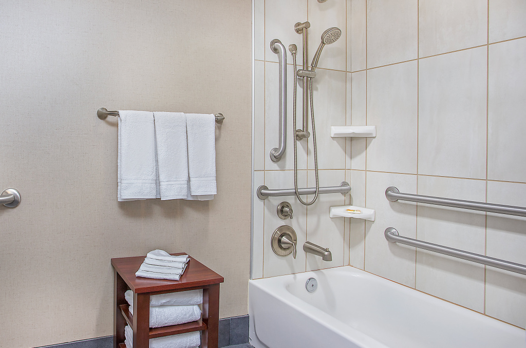 Holiday Inn University Plaza-Bowling Green by IHG - Général