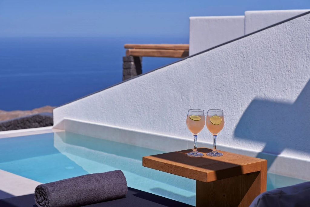 Balcony & Terrace