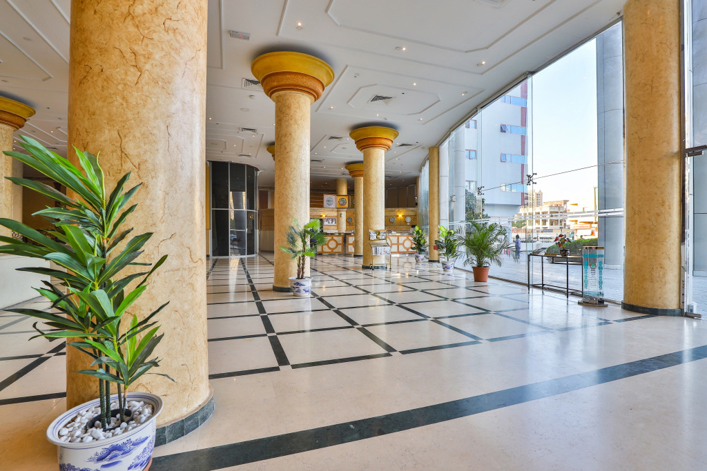 Crown Palace Hotel Ajman - фото 2