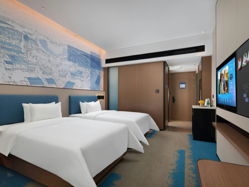 Hampton by Hilton Hefei West Railway Station Sili River