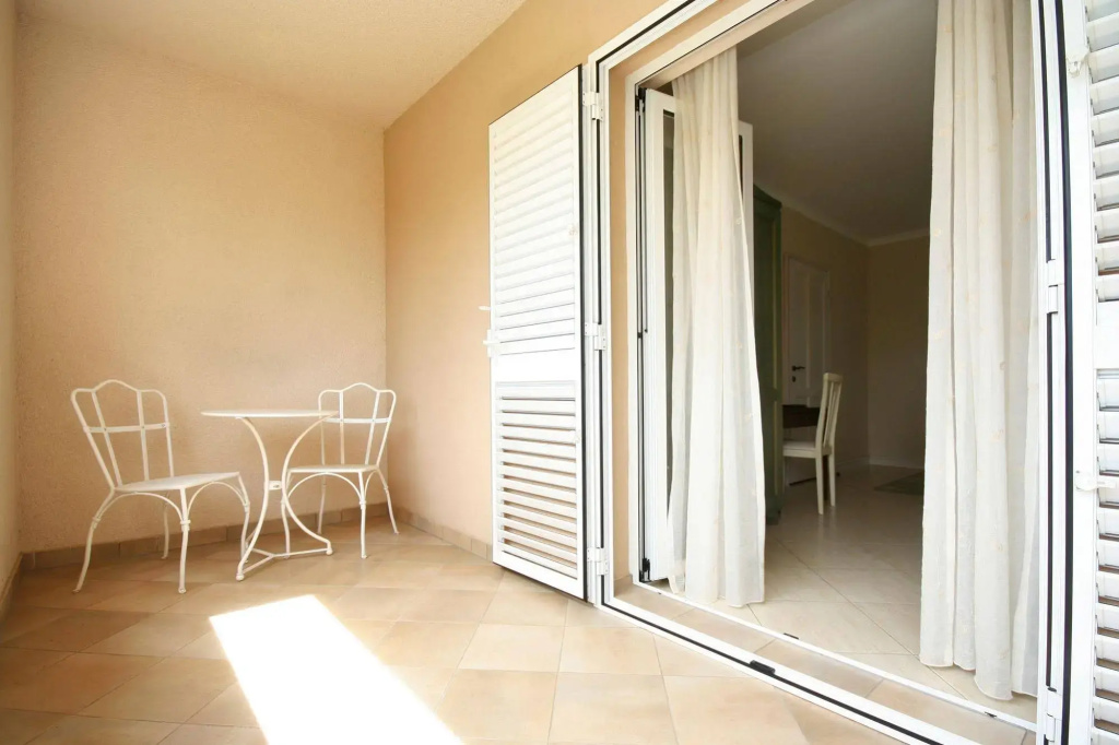 Abalone Hotel - Général