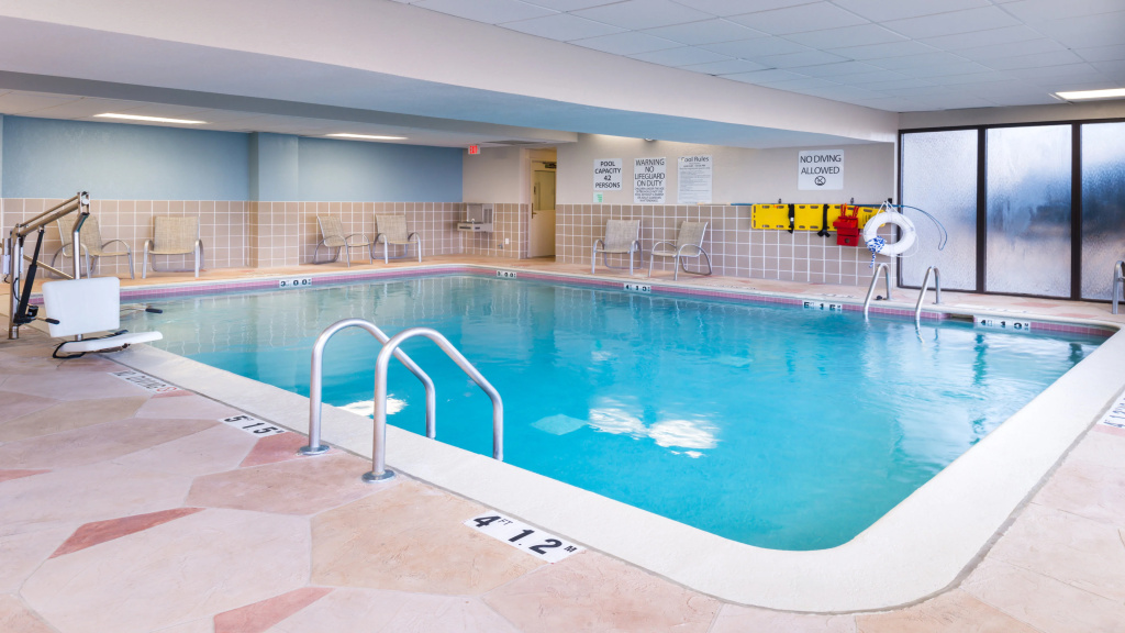 Holiday Inn Hotel & Suites Warren by IHG - Général