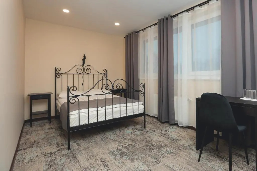 Standard Double room (full double bed)