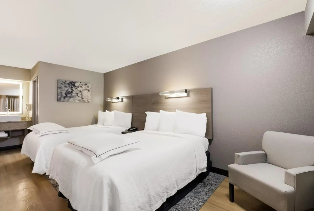Red Roof Inn PLUS+ Chicago - Naperville - фото 31