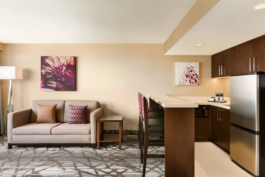 DoubleTree by Hilton Toronto Airport West - Général
