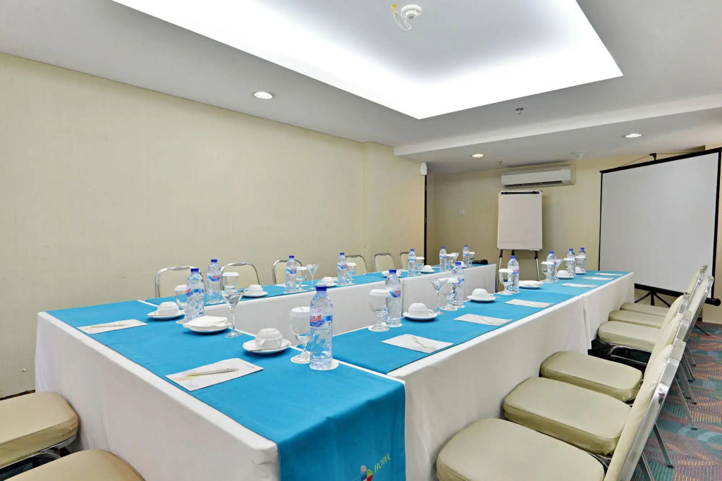 ZEN Rooms Tangerang Binong - фото 18