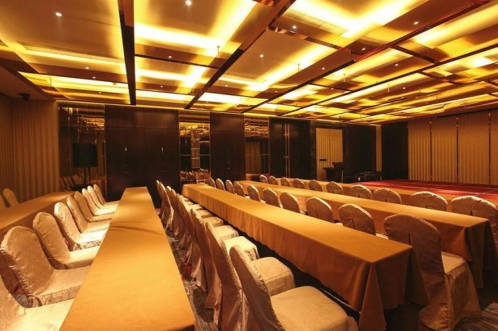Jitang Kaiyuan New Century Hotel - фото 13