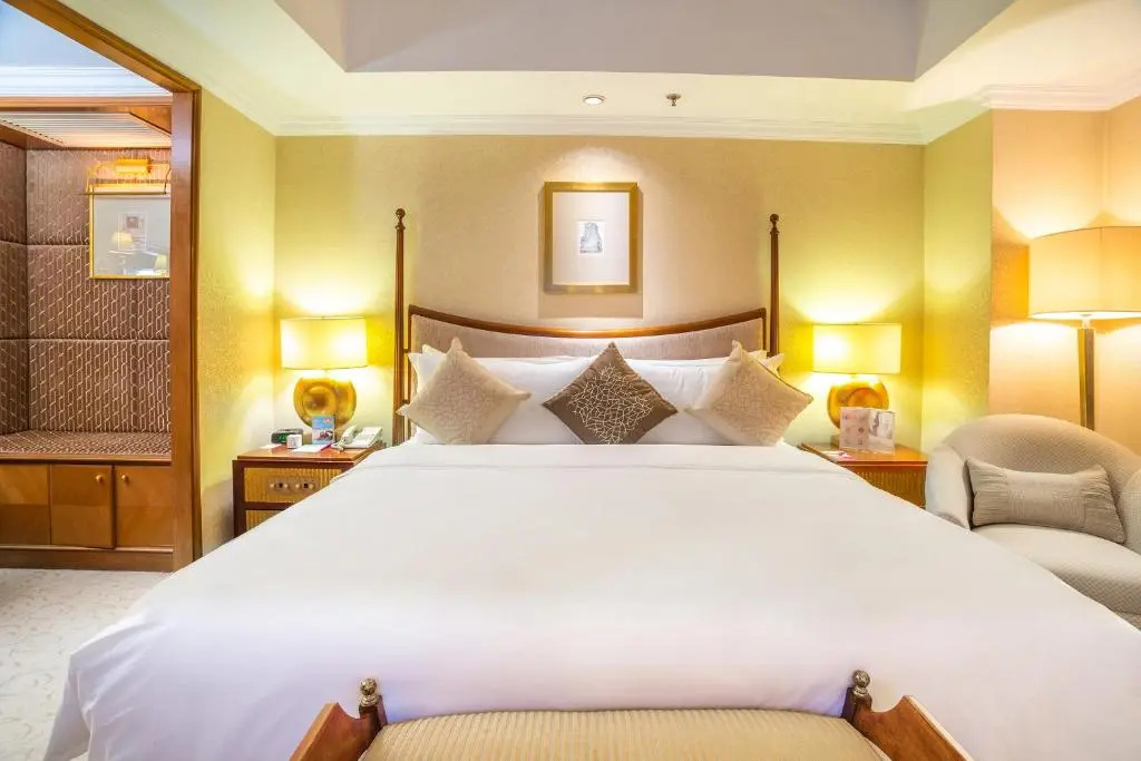 Crowne Plaza Hotel Qingdao by IHG - Chambres