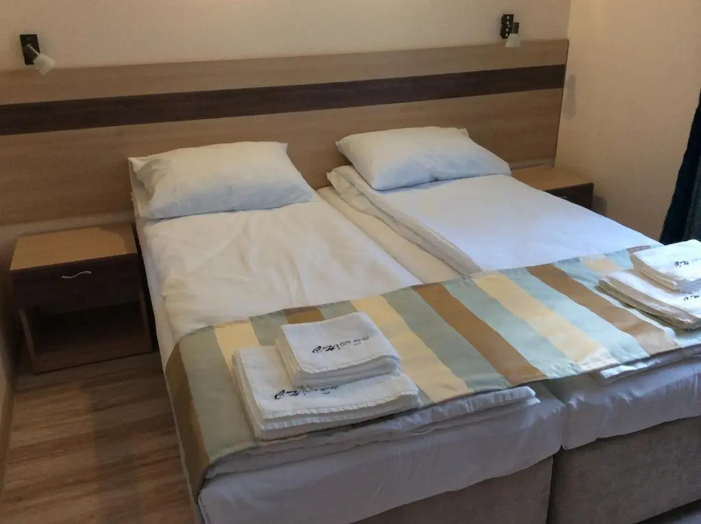 City House Hotel & Restaurant - Chambres