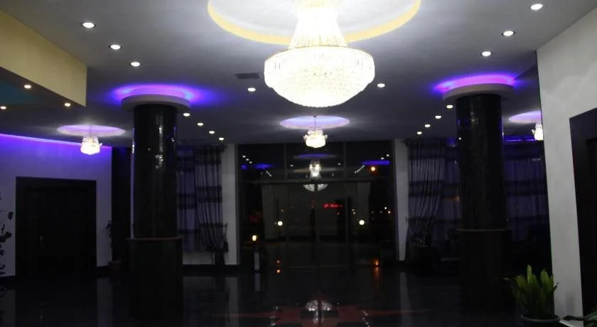 Hotel Patrioti - Général