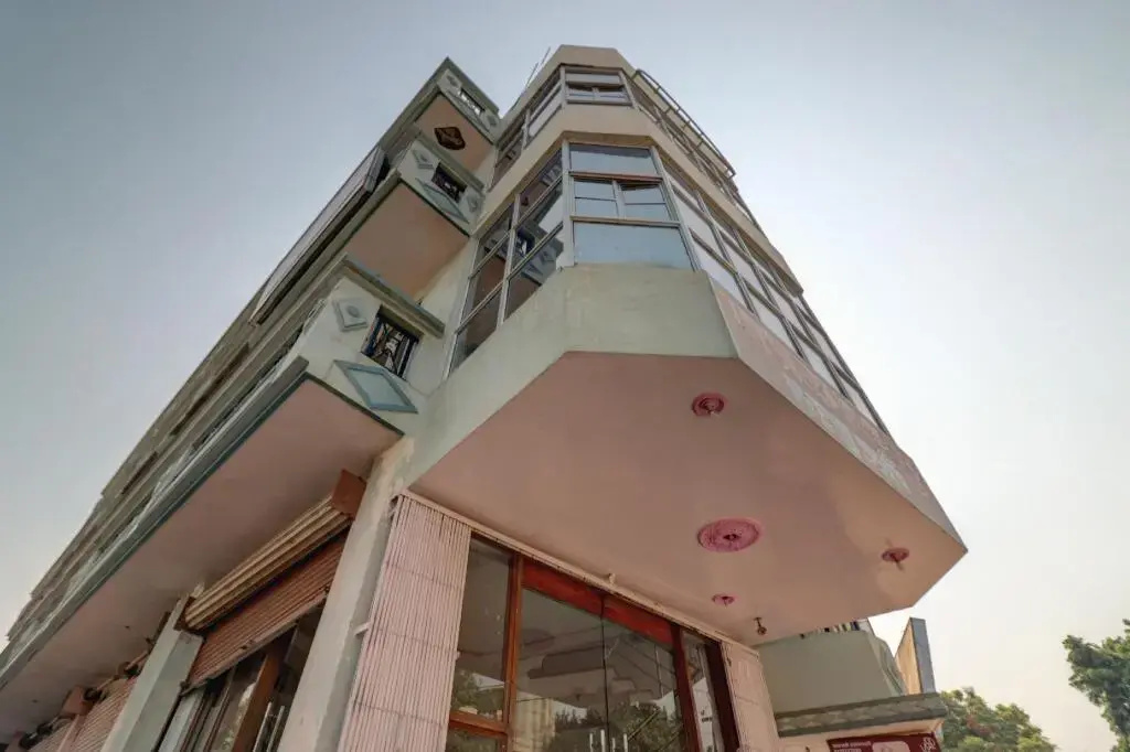 Krishna Balram Guest House by OYO Rooms
