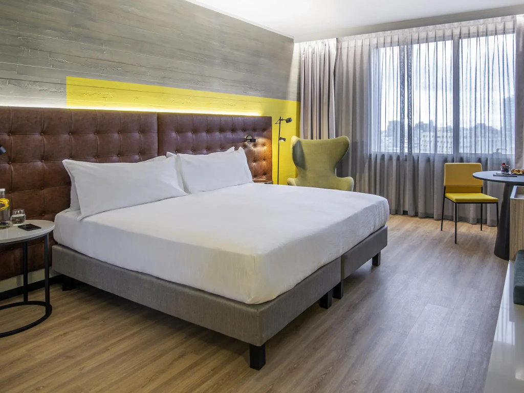 Superior room