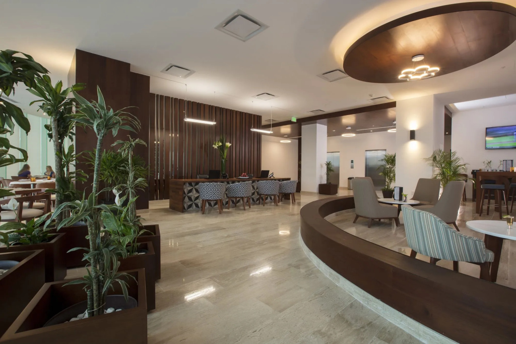 Altitude at Krystal Grand Cancun - All inclusive
