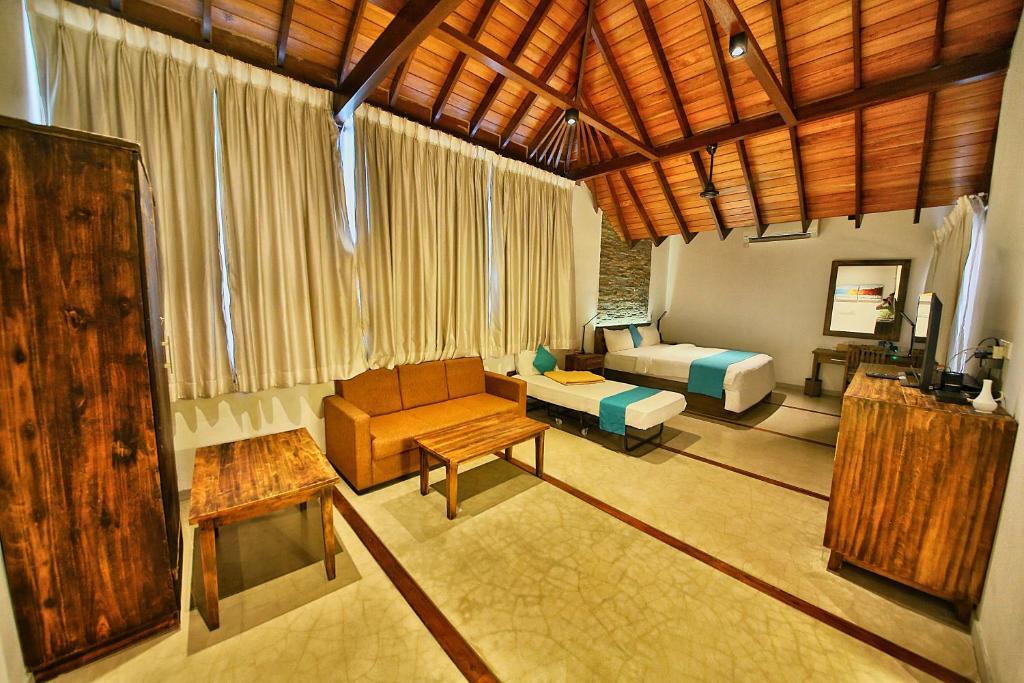 R Degree Hotel