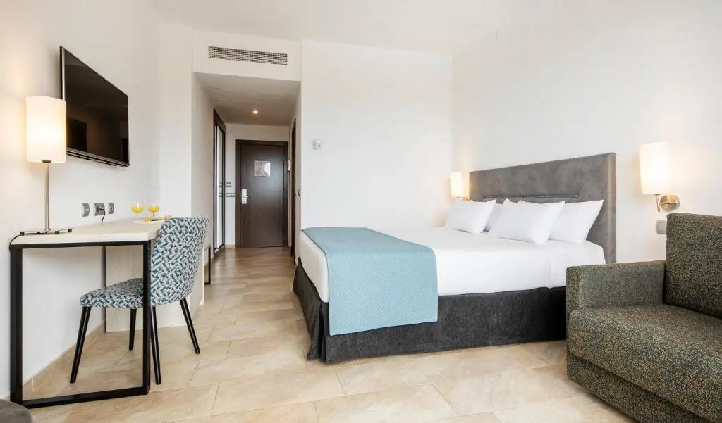 Hotel ILUNION Calas De Conil - Chambres