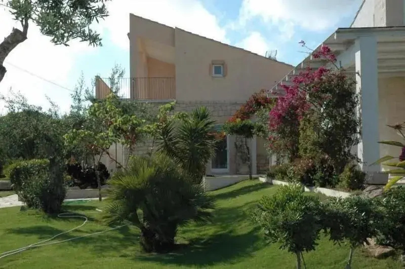 Alimede Ecodimora