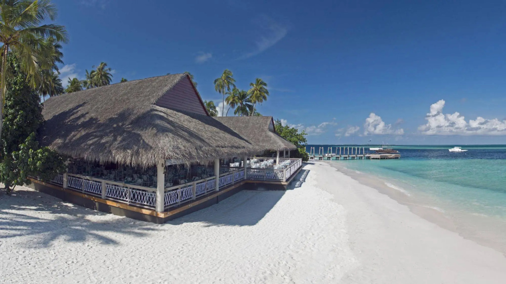 Beach & Waterfront