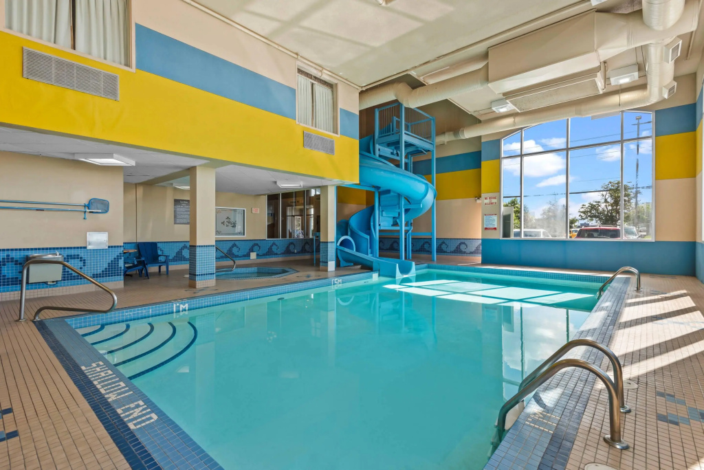 Comfort Inn & Suites Airport South - Général