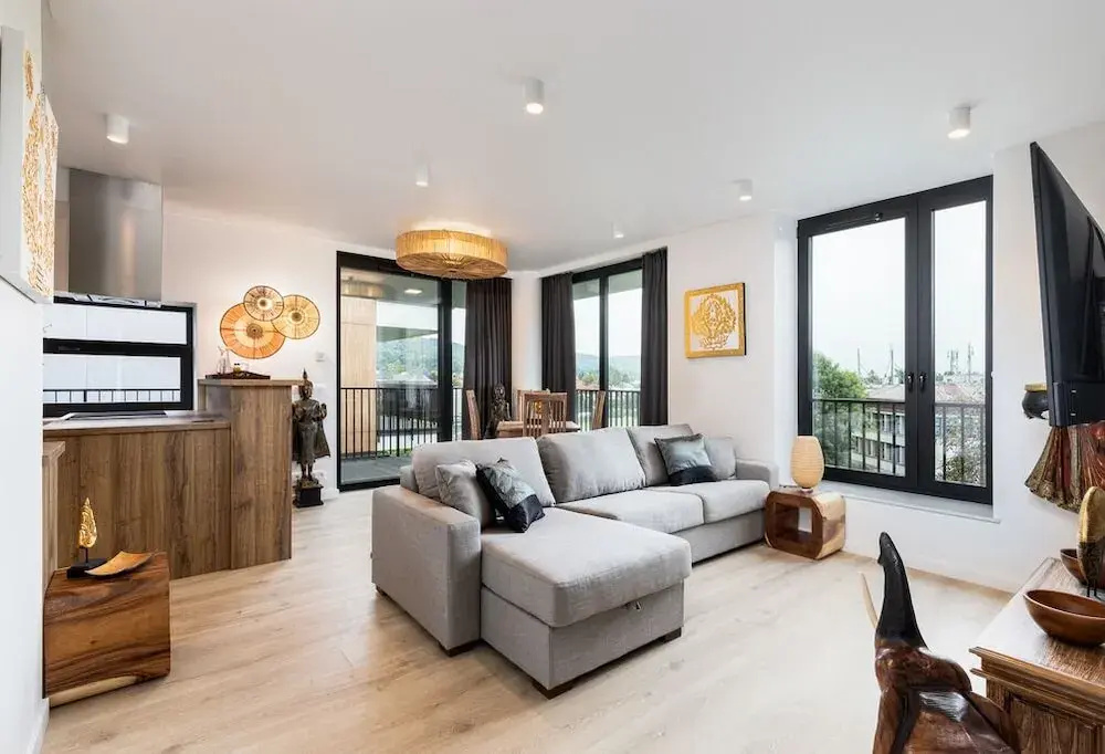 2 Bedrooms Deluxe Suite with balcony and with land view