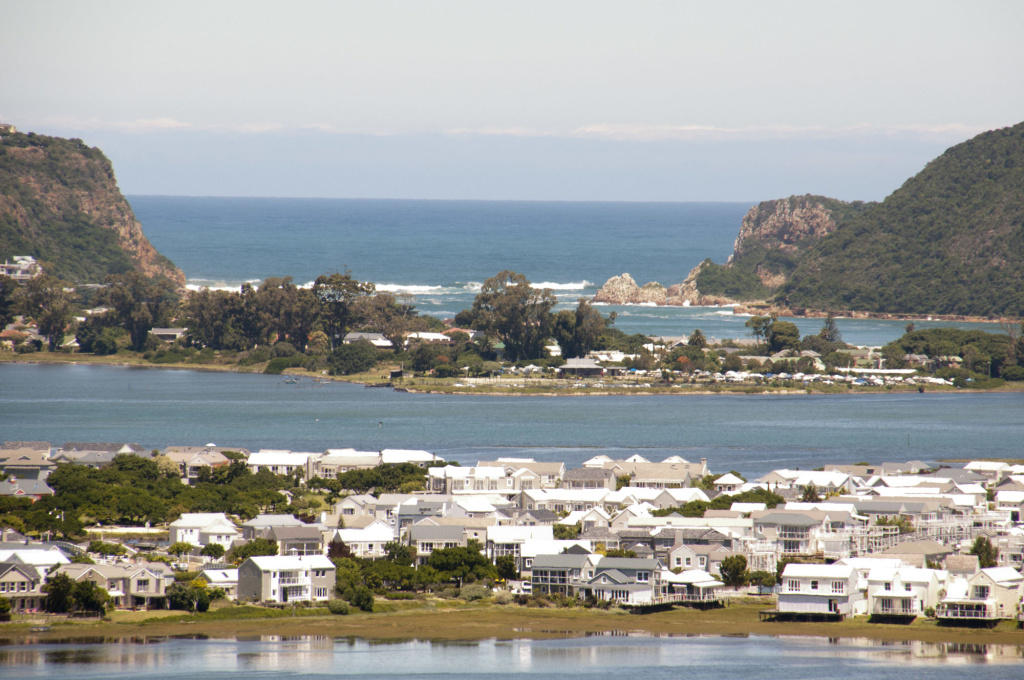 Beach & Waterfront