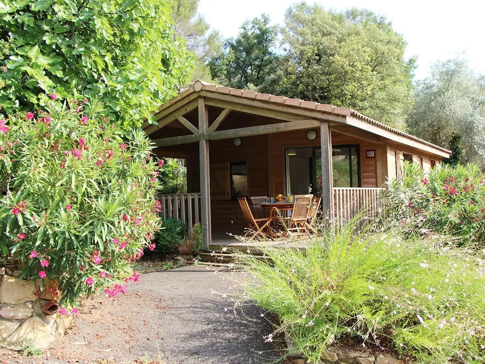 Charming Provence Cottage Retreat