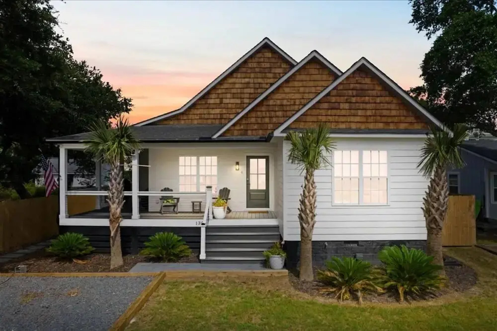 New Listing Lux Beach House Dog Friendly