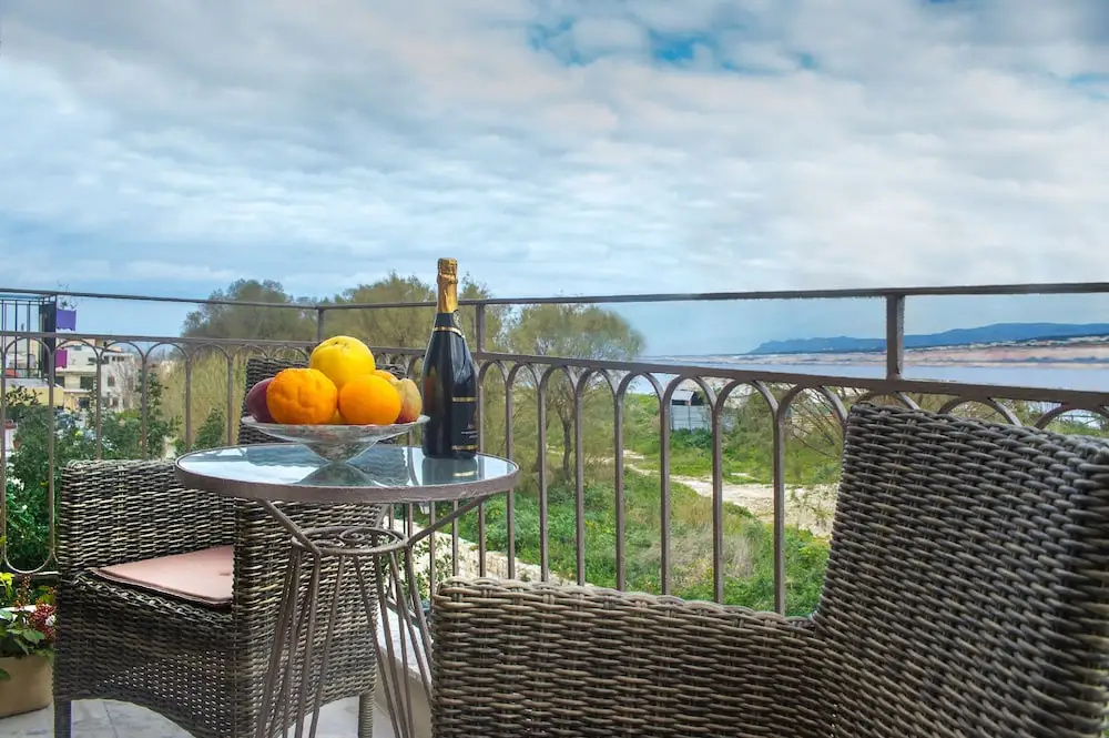 Standard Triple room with balcony and with sea view