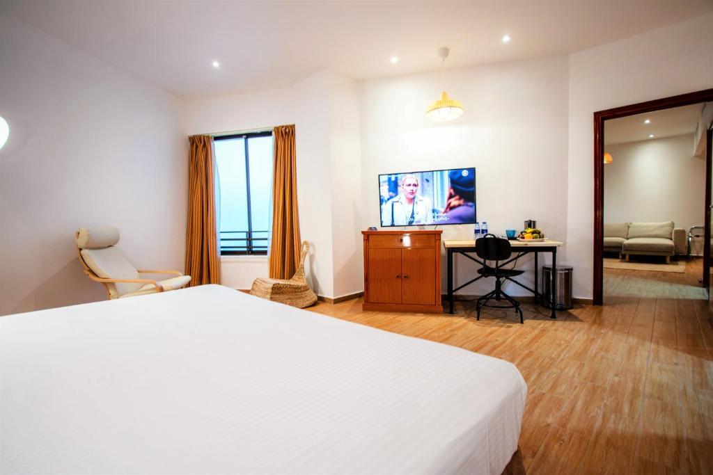 Beach Hotel By Bin Majid Hotels & Resorts