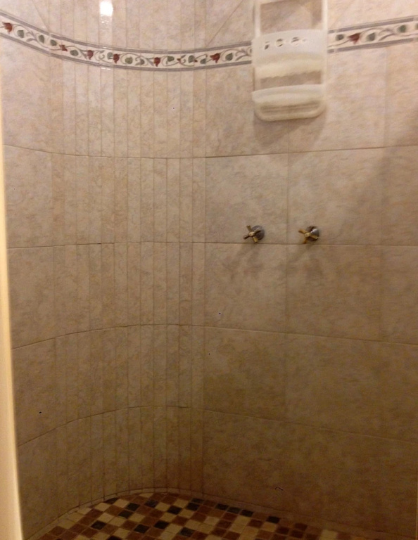 Economy Quadruple room