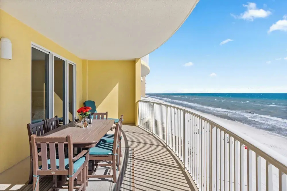 Beachfront Condo w/ Ocean Views + Pool Access + Beach Gear Emerald Isle 808 by Avantstay