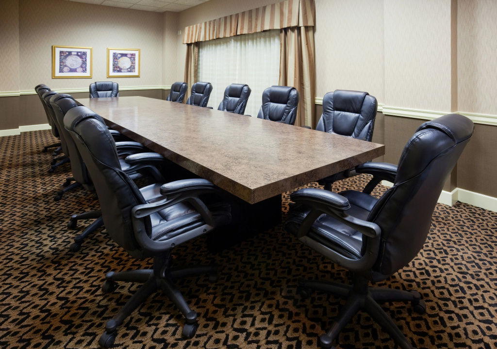 Holiday Inn Detroit Lakes - Lakefront by IHG - Général