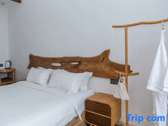 Standard Double room with sea view (full double bed)