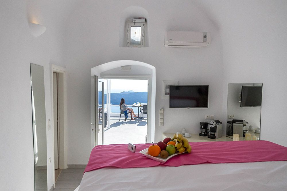 Economy Suite