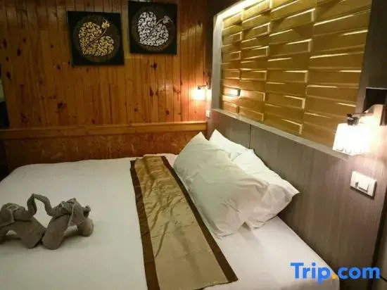 Бунгало с балконом и с видом на сад в Ricci House Resort