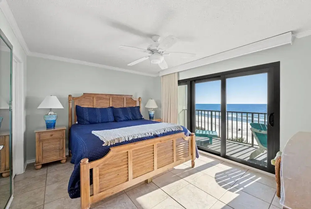 3 Bedrooms Standard room with balcony