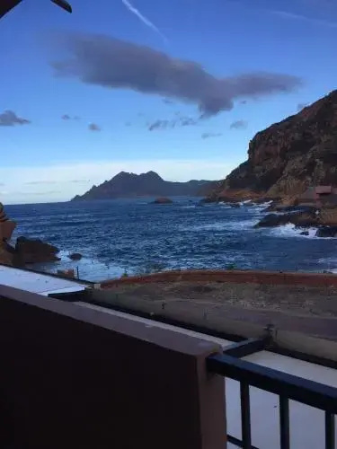 Beach & Waterfront
