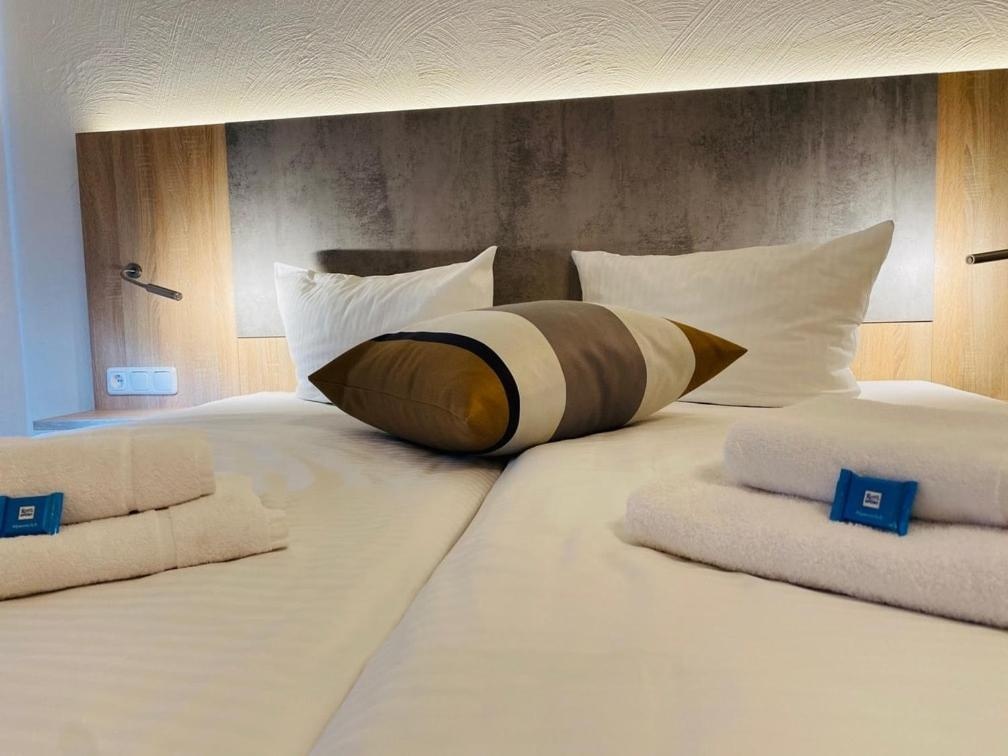 Hotel Gloria — 5