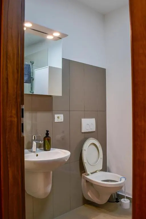 B14-Exclusive apartment&parking