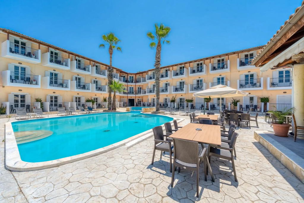 Hotel photo 8