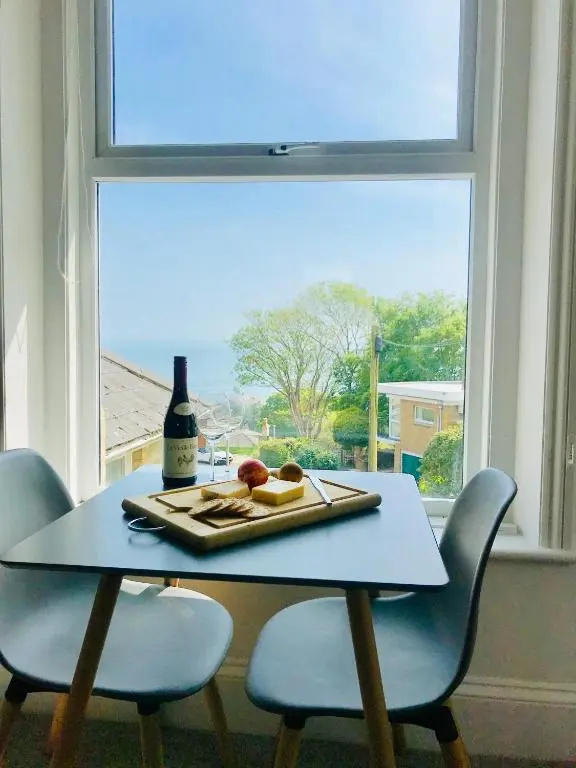 Victoria Boutique Lodge 'Stan" Sea View and Garden Apartment