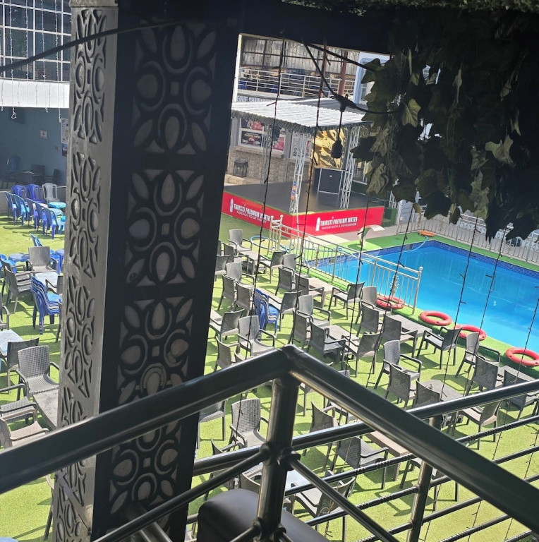 De Glen Hotel And Suites