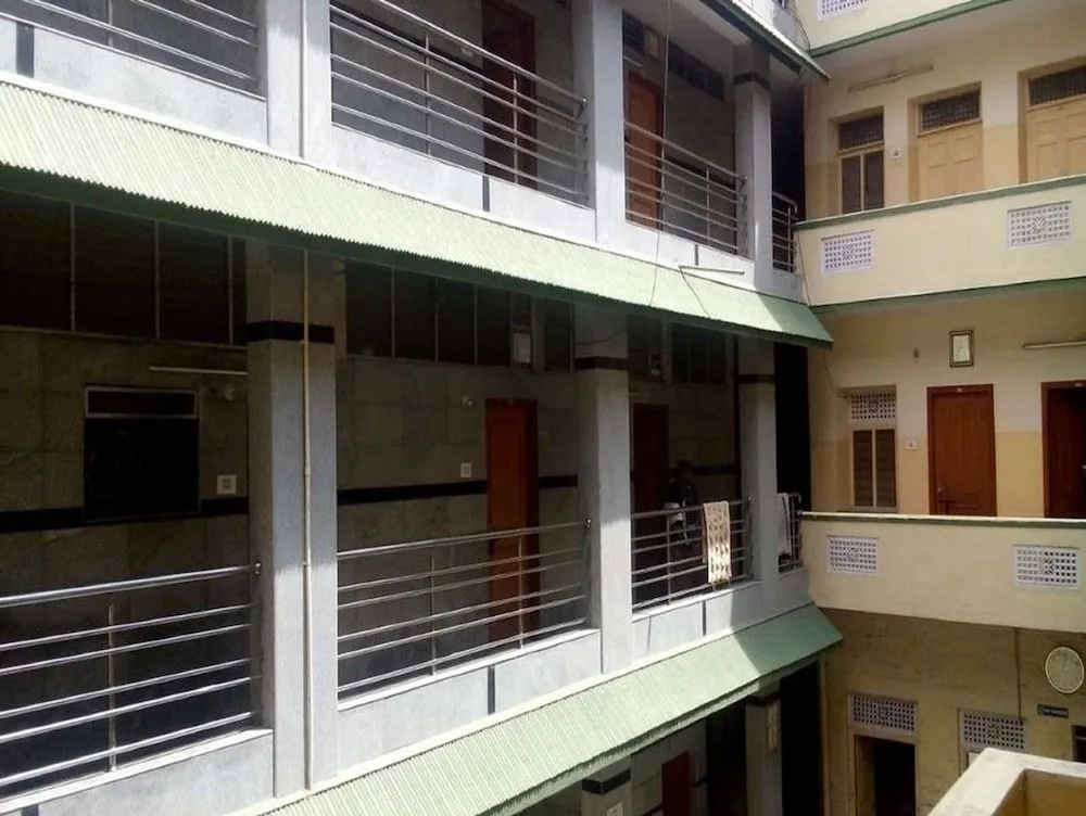 Rathna Mahal Residency
