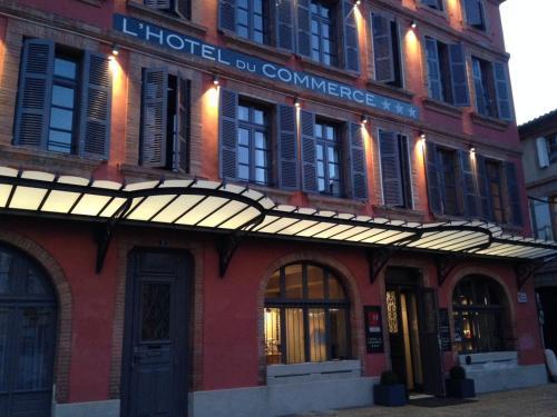 Hôtel du Commerce image